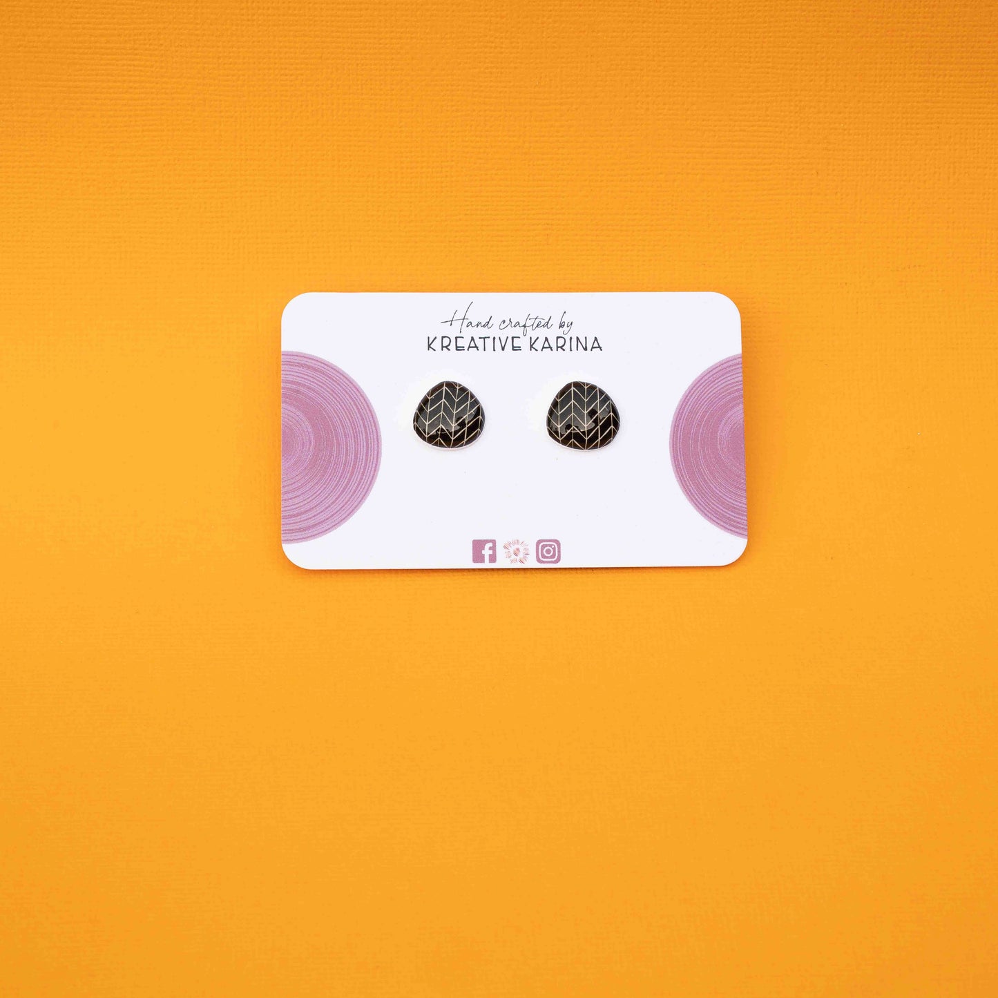 Resin studs (SOLD OUT)